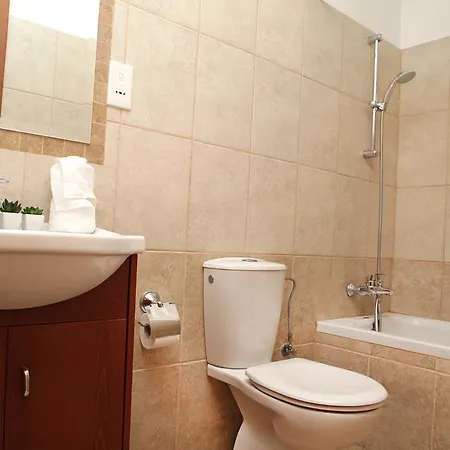 Monika Court Apartments * Λεμεσός