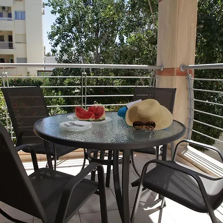 Monika Court Apartments Апартаменты Лимасол